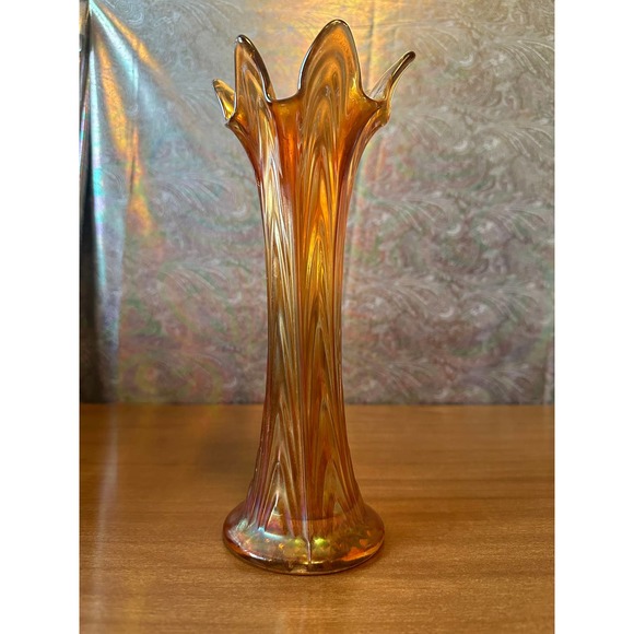 Fenton Boggy bayou 10” tall swing marigold and iridescent carnival glass vase - Picture 7 of 10